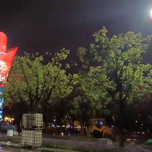 Celebre el Año Nuevo iluminando la escultura de la torre cuadrada Taihu